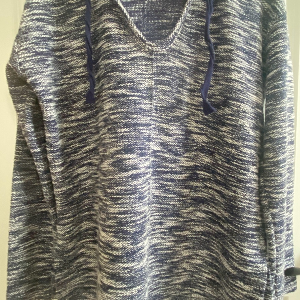 LOFT Navy and White Marled Sweater